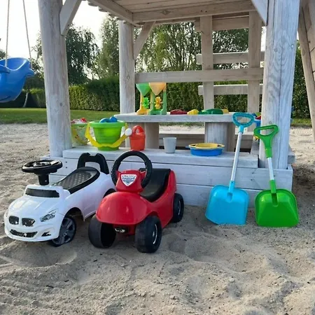 Tolles Mit Grill Und Terrasse Sarbinowo